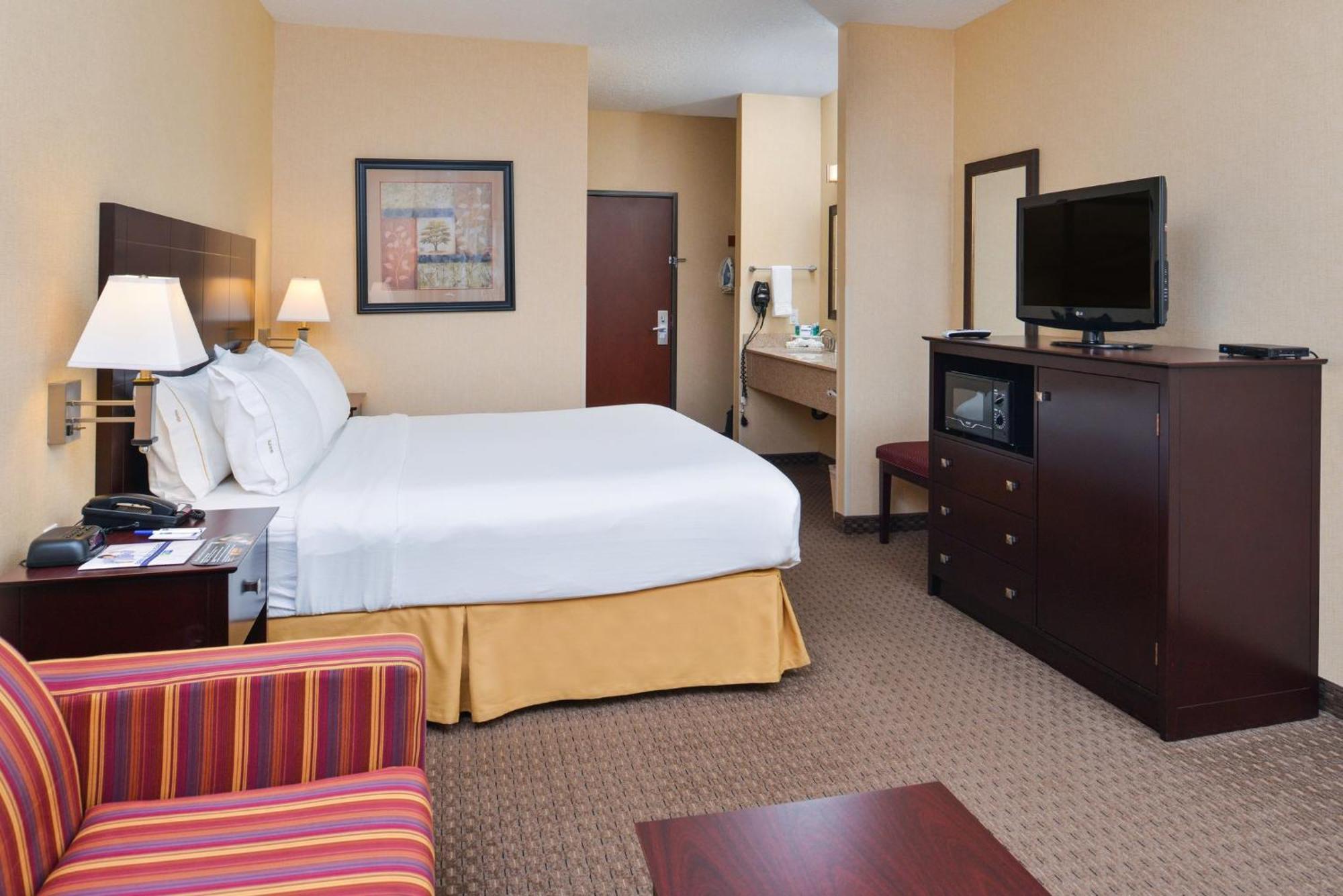 Holiday Inn Express Hotel & Suites Portland - Jantzen Beach By Ihg Exterior foto