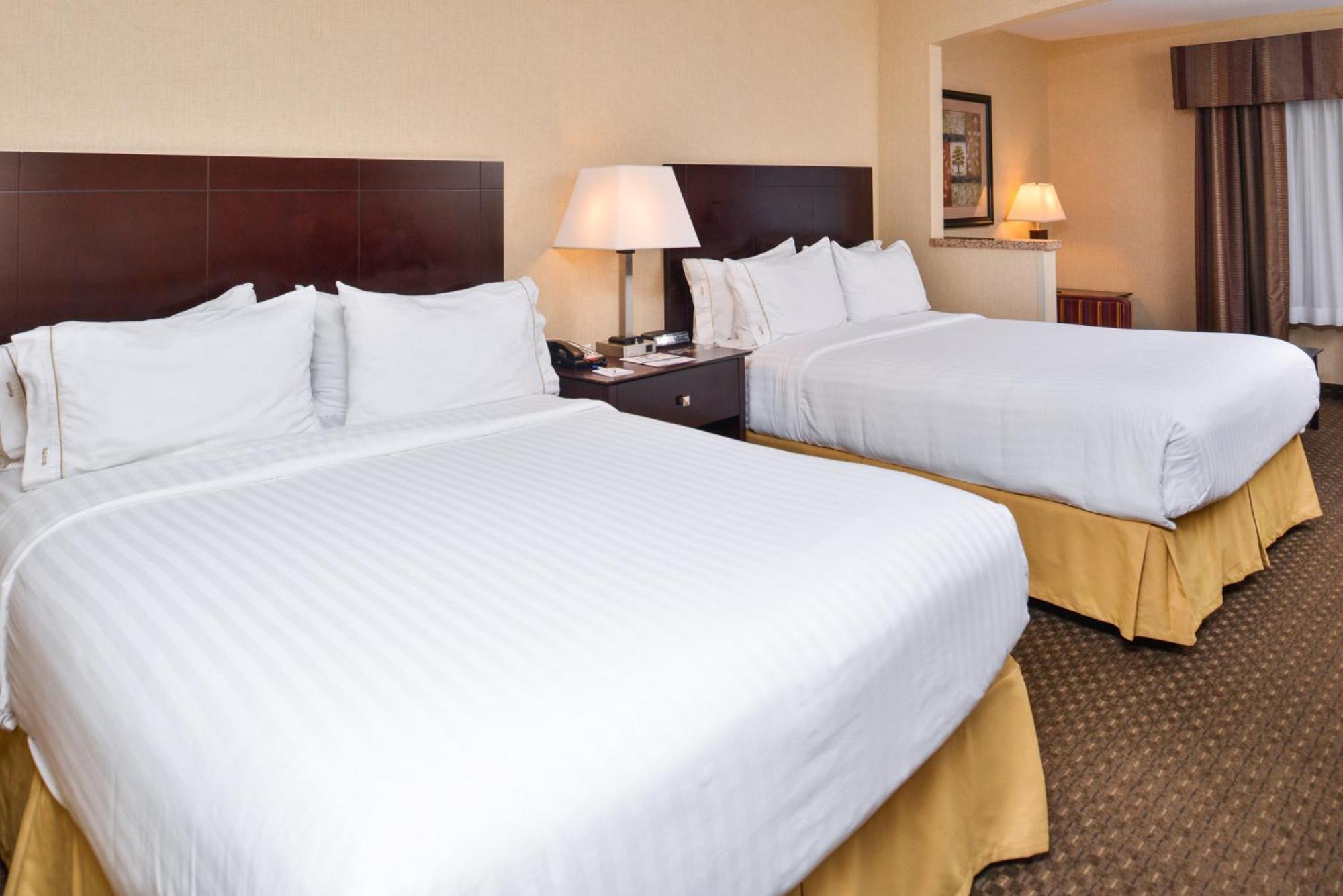 Holiday Inn Express Hotel & Suites Portland - Jantzen Beach By Ihg Exterior foto