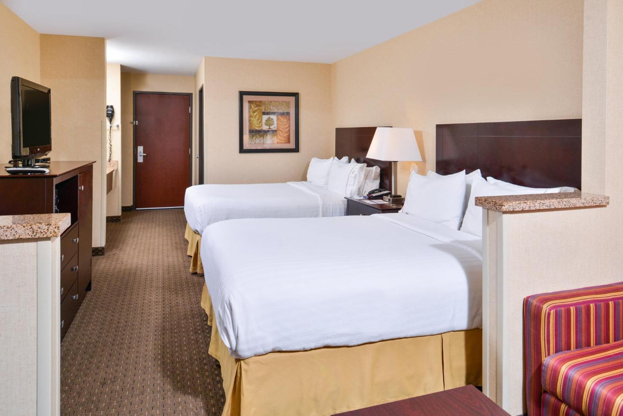 Holiday Inn Express Hotel & Suites Portland - Jantzen Beach By Ihg Exterior foto