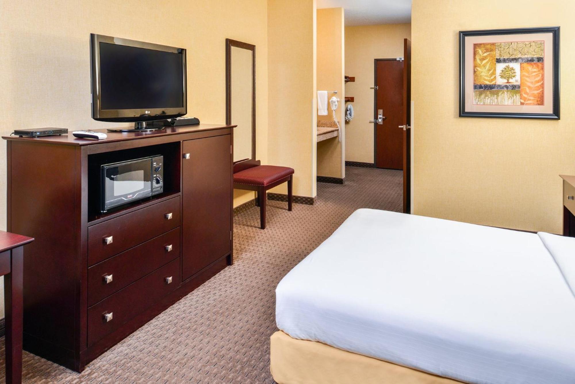 Holiday Inn Express Hotel & Suites Portland - Jantzen Beach By Ihg Exterior foto